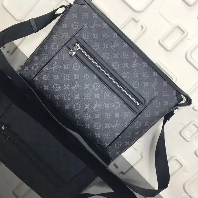 VUITTON MM MESSENGER ODYSSEY LOUIS 0516